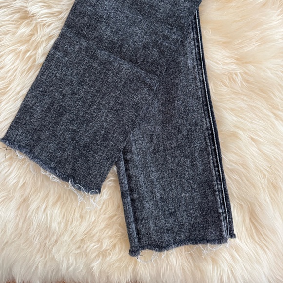 Mother Pixie Dazzler Skimp - Ankle Fray Jeans - Train Stops - Picture 7 of 7